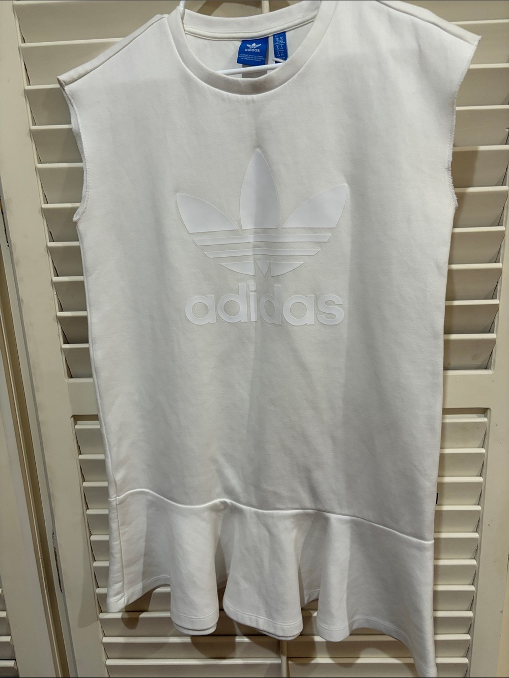 adidas White Sleeveless Logo Ruffle-Hem Dress. Size Medium